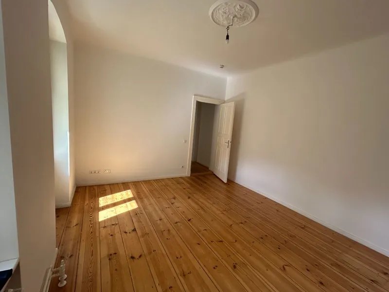 Schöne zentral gelegene 1-Zimmer Wohnung mit Balkon im Sprengelkiez — photo 1